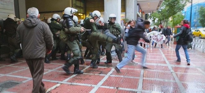 ΣΥΡΙΖΑ: Έτσι μας χτύπησαν και μας ψέκασαν (ΦΩΤΟ)
